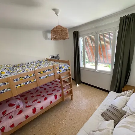 Maison Calme, Piscine Et Festival A Deux Pas