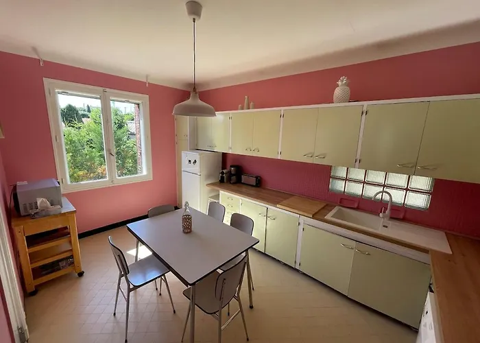 Maison Calme, Piscine Et Festival A Deux Pas *