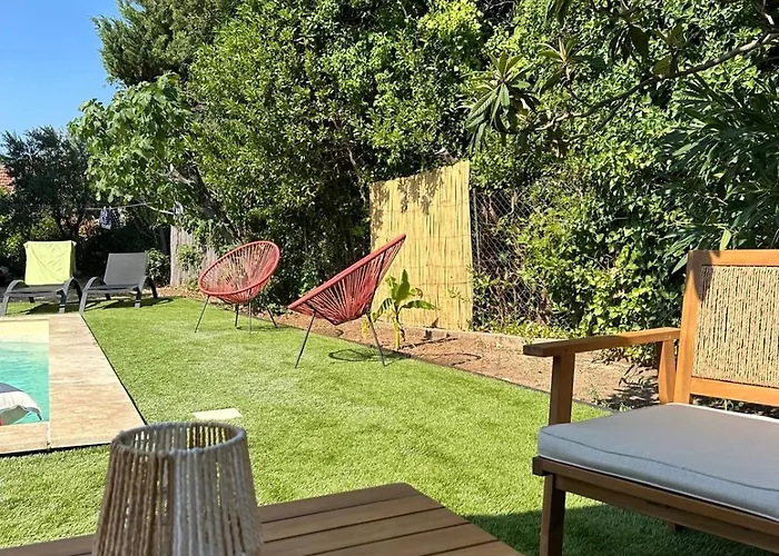 Дом отдыха Maison Calme, Piscine Et Festival A Deux Pas *